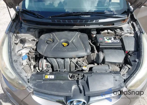 2016 Hyundai Elantra Limited z USA, uszkodzony, nr VIN 5NPDH4AE9GH677315